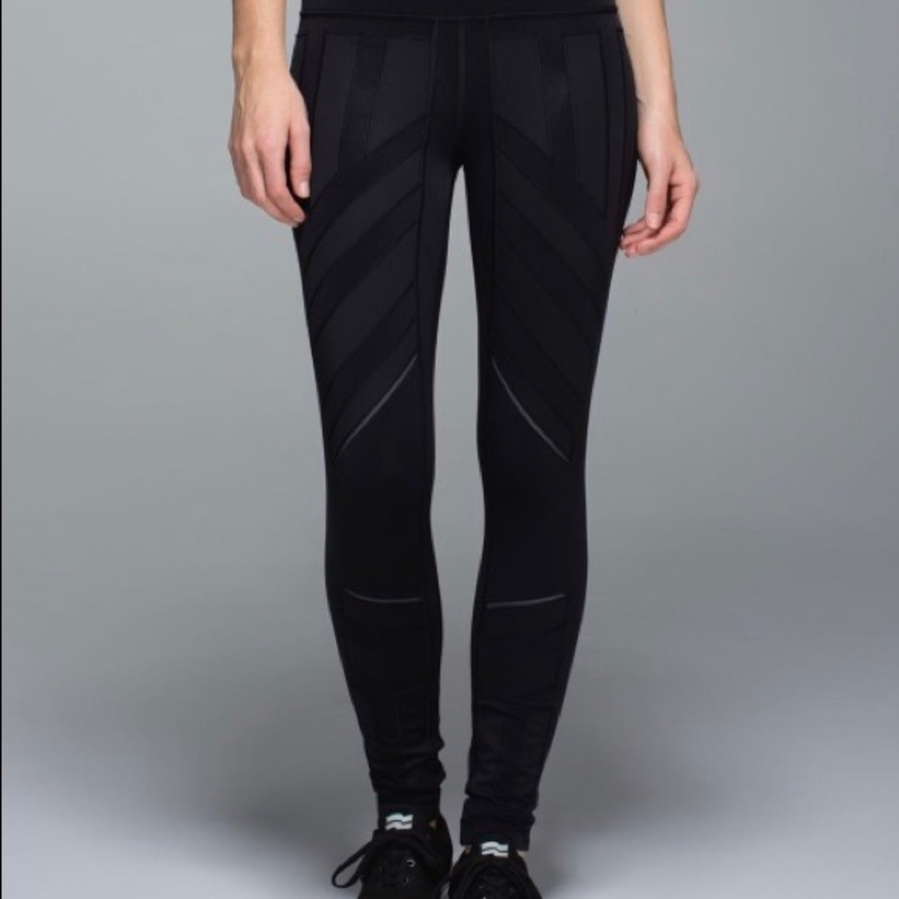 Lululemon Flurry Fighter Tight Sz 8